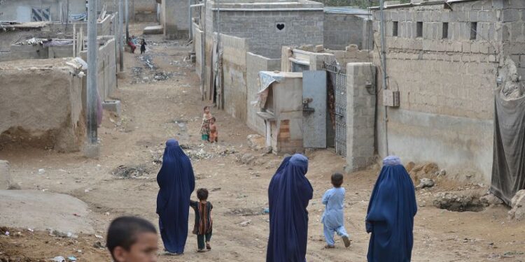 Unveiling Escalated Action: Pakistan to Expel Tens of Thousands of ‘Illegal Immigrants’