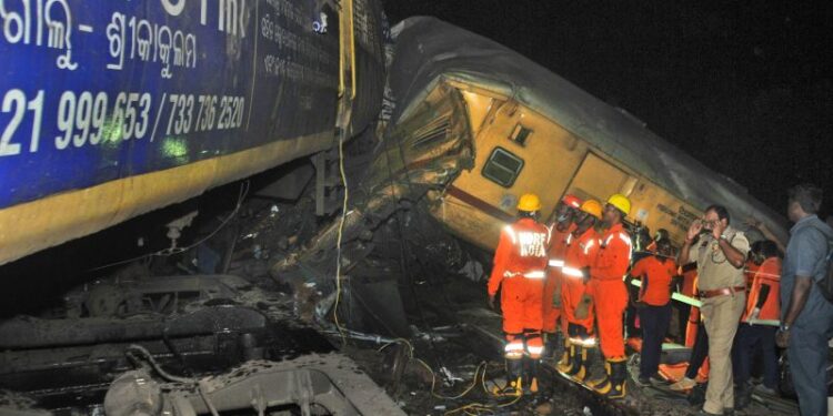 “Deadly Train Collision in India: At Least 10 Killed
