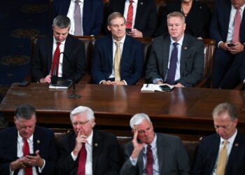 “Conservatives in Chaos: How the GOP’s Turmoil was Fueled by Media Figures