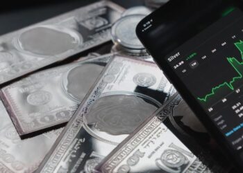 “Silver Fever? Will the Precious Metal Reach US$100/Oz in 2023?