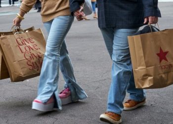 “Americans Feeling More Optimistic About Economy and Inflation