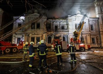 “Russia Strikes Back: 24 Killed in Ukraine Border City