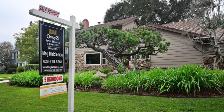 Fannie Mae: Get Ready for a Mortgage Rate Plummet below 6% this Year!