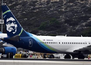 Taking Flight: Alaska Airlines and United Airlines Give Boeing 737 Max 9 Jets the Green Light