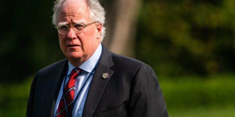 White House Powerhouses Exit for Biden Campaign: Unveiling Top-level Strategists!