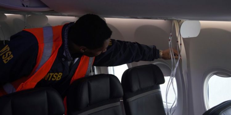 Explosive Alaska Flight: Bolts Mysteriously Vanish at Boeing Facility!