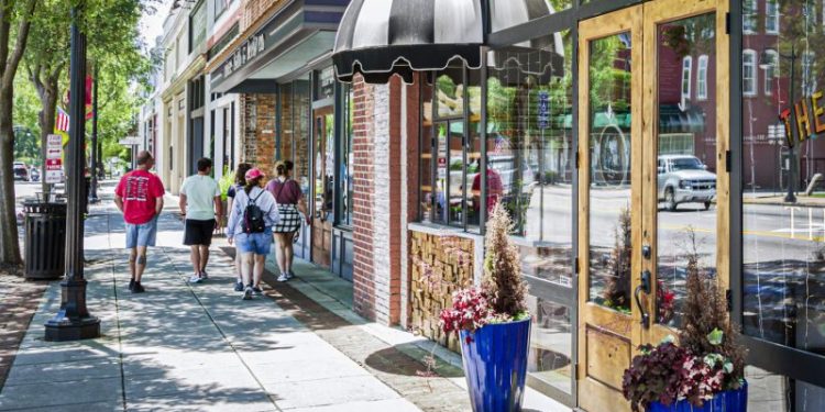 Small Businesses Eager to Hire, But Workers Look for Greener Pastures in Search of Higher Pay