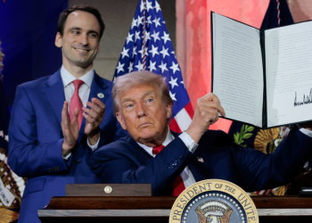 Trump admin unveils groundbreaking tool ‘supercharging’ gov’t efficiency to ‘win the race’ for AI dominance