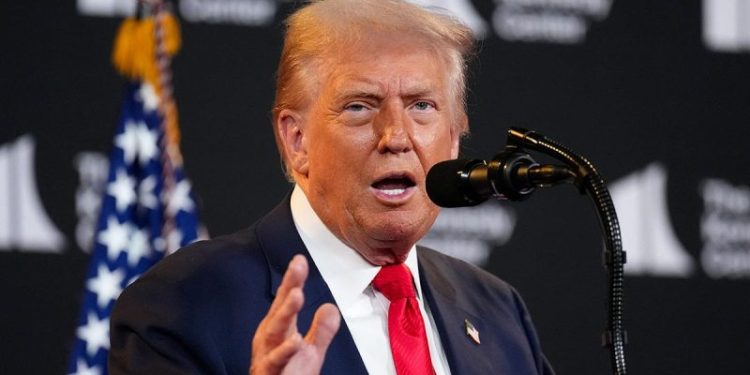 Trump predicts little progress in potential shutdown talks with ‘crazy’ Schumer, Jeffries