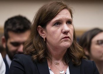 Trump admin urges Supreme Court to allow president to fire Federal Trade Commission member