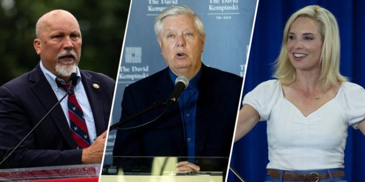 More lawmakers say they’re rejecting paychecks as government shutdown drags on